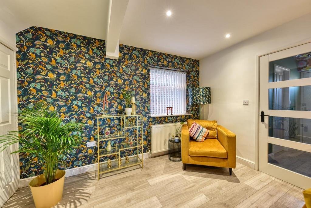 7f ZXHVGfg06t Auna CUx B-g.jpg