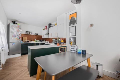 2 bedroom end of terrace house for sale, Albert Place, Cheltenham GL52