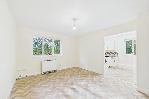 2 bedroom apartment for sale, Cavalier Way, Wincanton
