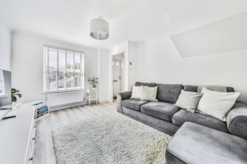 2 bedroom end of terrace house for sale, Home Field, Aylesbury HP19