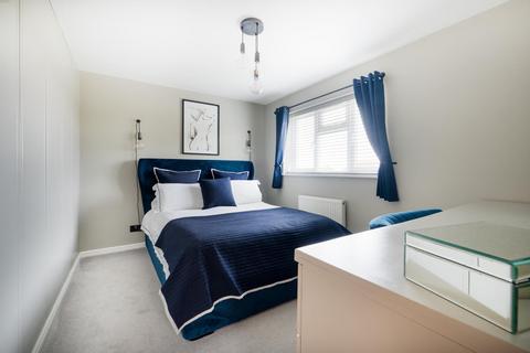 25 Dean Croft, Herne Bay, CT6 7DU