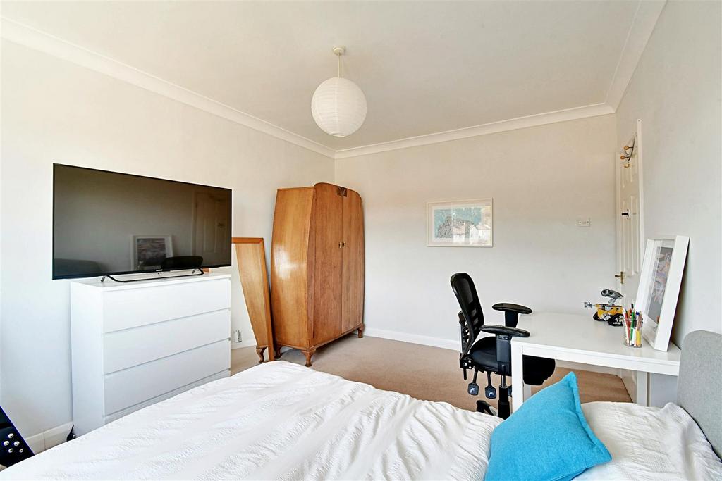 Bedroom 2 2.jpg