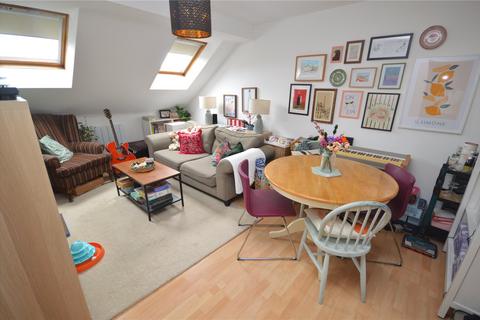 undefined, Cavalier Close, Luton, Bedfordshire, LU3