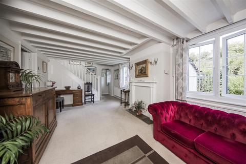 undefined, Comp Lane, West Malling ME19