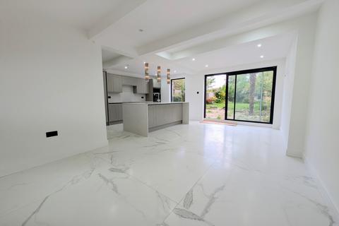 undefined, Lancaster Avenue, Hadley Wood EN4