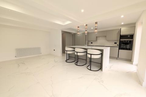 undefined, Lancaster Avenue, Hadley Wood EN4