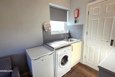undefined, Woodgrange Avenue, North Finchley, N12