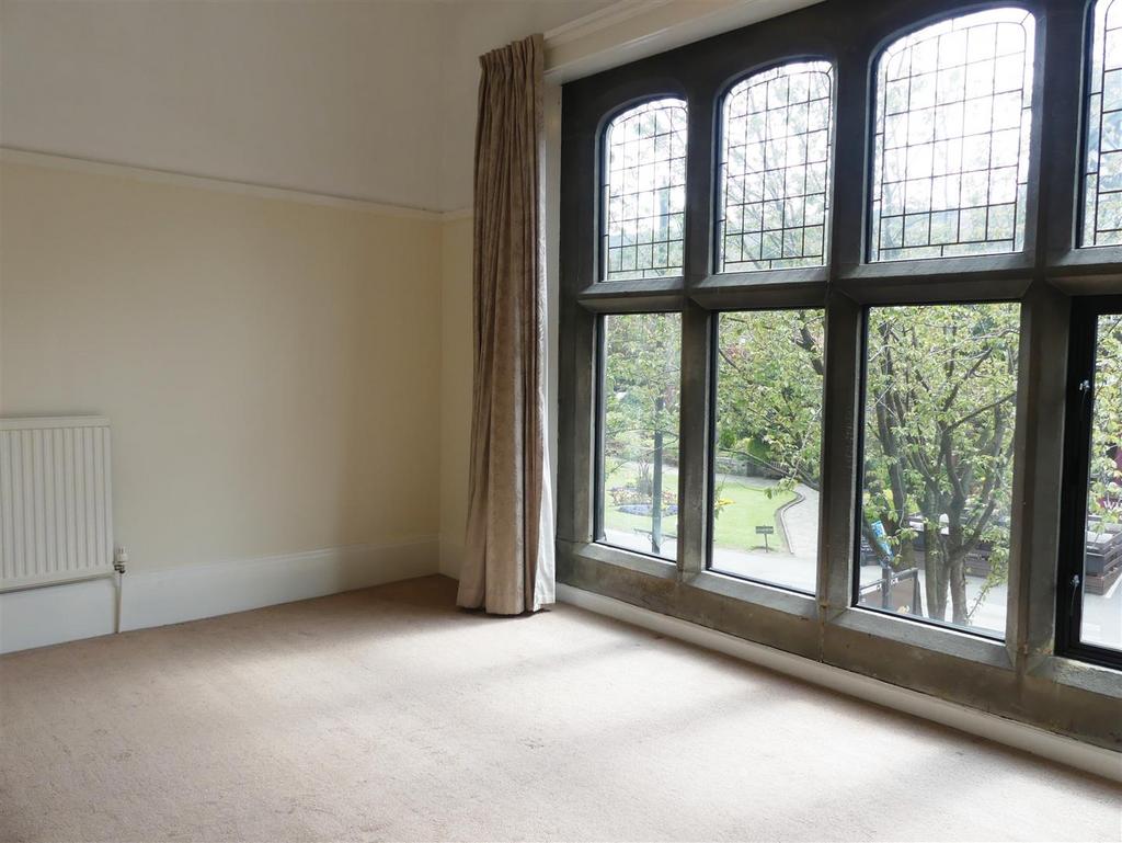 Bedroom Three / Reception Room