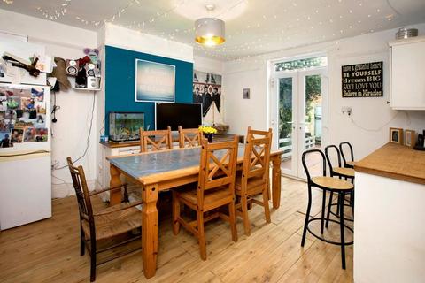 undefined, First Avenue, Teignmouth, TQ14