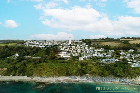 undefined, Meadway, Cornwall PL13