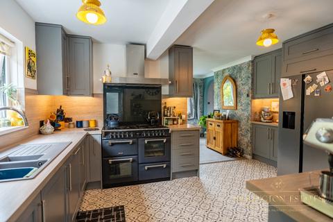 undefined, Meadway, Cornwall PL13