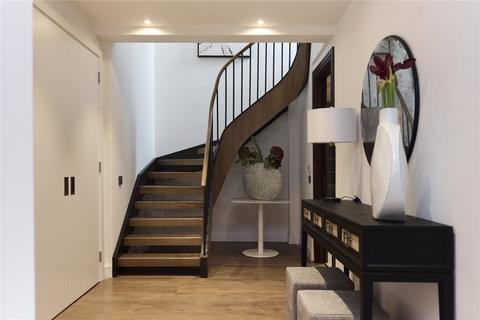3 bedroom apartment to rent, Bayswater Road, London W2
