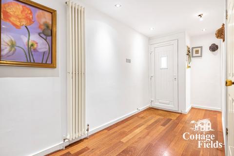 undefined, Oak Avenue, Enfield, EN2