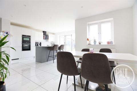 Rowan Way, Lowestoft, NR33