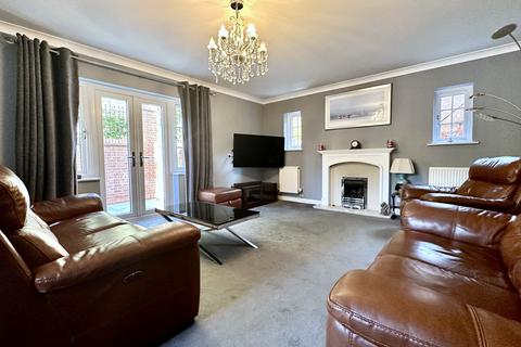 5 bedroom detached house for sale, Matchams Close, Ringwood, BH24 2BZ