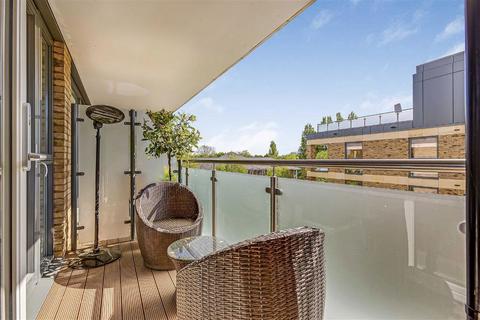1 bedroom flat to rent, Levett Square, Kew TW9