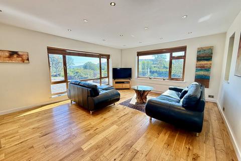 undefined, Lon Clai, Pentraeth, Anglesey, LL75