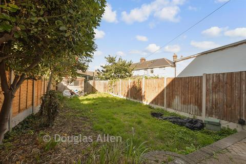 Whalebone Lane North, Romford, Essex