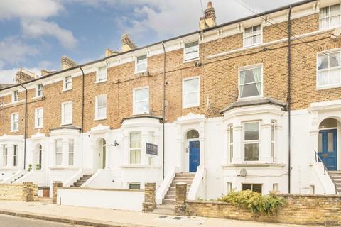 1 bedroom flat for sale, Oaklands Grove, London W12