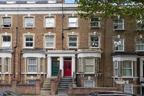 2 bedroom flat to rent, Loftus Road, London, W12