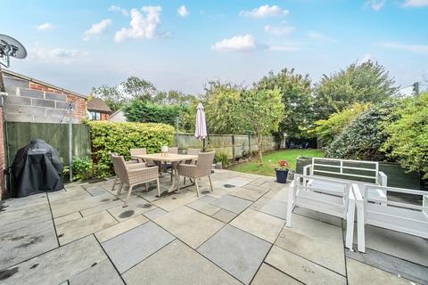 3 bedroom semi-detached house for sale, Meadoway, Cheltenham GL52