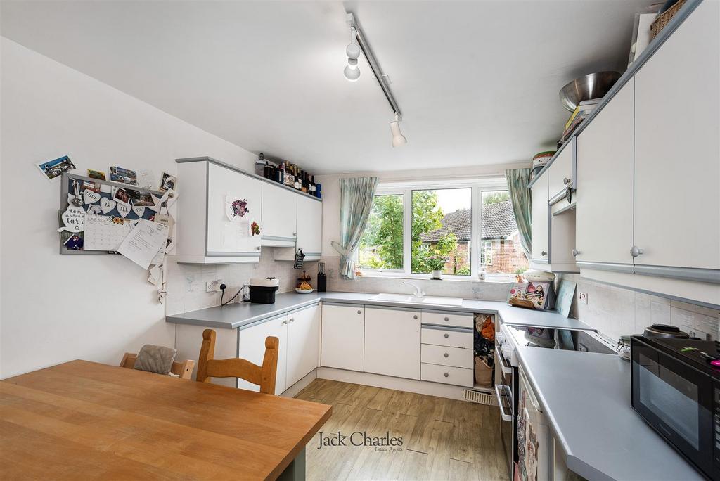 58 Dernier Rd, TN10 3 EW 007.jpg