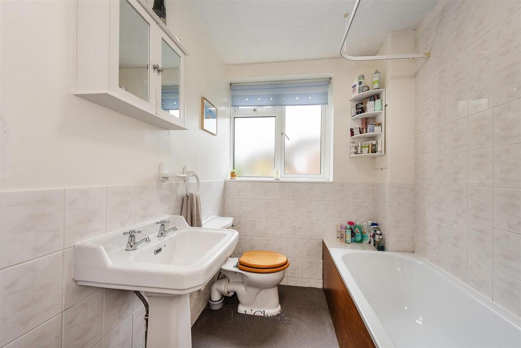58 Dernier Rd, TN10 3 EW 009.jpg