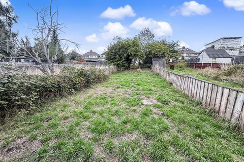 3 bedroom semi-detached house for sale, Churchward Avenue, Rodbourne Cheney, Swindon, SN2