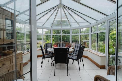 4 bedroom detached house for sale, Leatherhead Road, Ashtead KT21