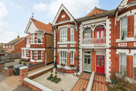 4 bedroom semi-detached house for sale, Cecil Park, Herne Bay