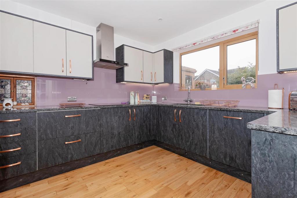 Withdean Ave 18.jpg