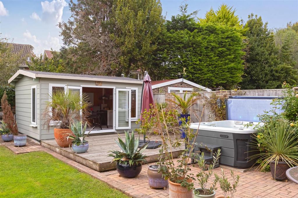 Withdean Ave 25.jpg