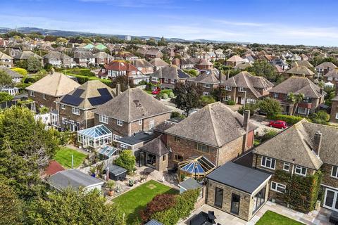 4 bedroom detached house for sale, Withdean Avenue, Goring-By-Sea