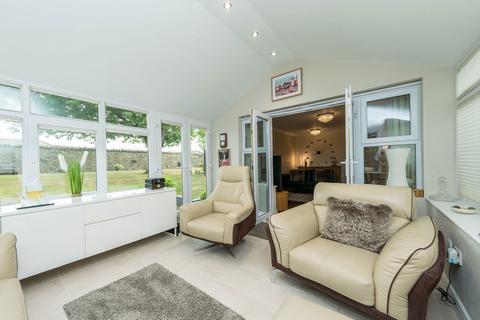 25 Birkhead Close, Kirkburton, Huddersfield, HD8 0GR