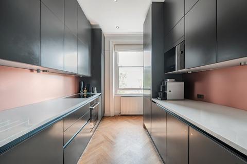 3 bedroom flat for sale, Belsize Park Gardens, Belsize Park, London, NW3