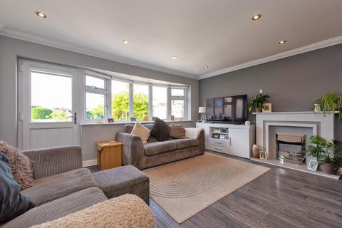 36 Barton Lane, Kingswinford, DY6 9EY