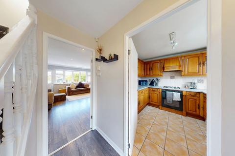36 Barton Lane, Kingswinford, DY6 9EY