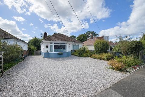 3 bedroom detached bungalow for sale, Wellington Close, Dibden Purlieu