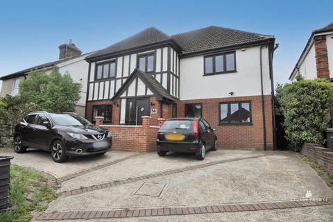 5a High Road, Hockley, SS5 4SY