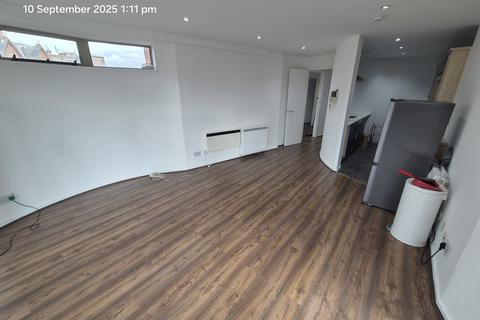 2 bedroom apartment to rent, Old Snow Hill, Birmingham B4