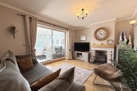 47 Devon Way, Harwich, CO12 4RB