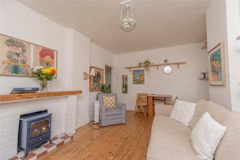 1/1 Loganlea Drive, Edinburgh, EH7 6LS