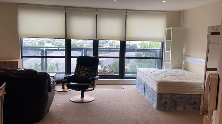 Studio to rent Castle Street, Swansea SA1
