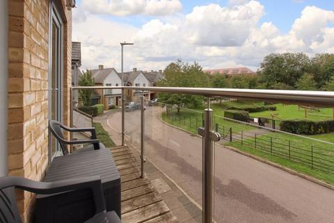 2 bedroom apartment for sale, Kingcup Avenue, Hemel Hempstead