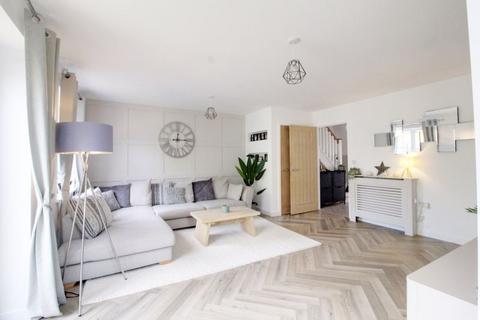 undefined, Huxley Close, Cheshunt EN7