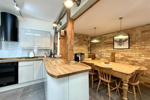 3 bedroom end of terrace house for sale, Church Road, Stowmarket IP14