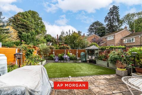 3 bedroom semi-detached house for sale, Lickey Coppice, Cofton Hackett, Birmingham, Worcestershire, B45