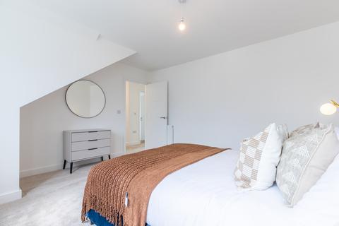 3 bedroom detached house for sale, High Road, Halton LA2