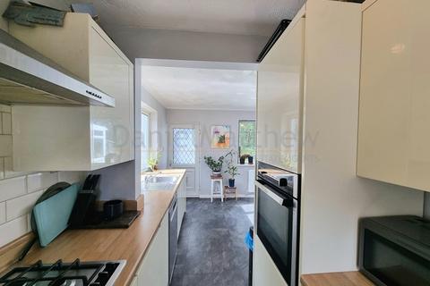 85 Bakers Way, Bryncethin, Bridgend, CF32 9PX