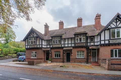 London Road, Northwich CW9